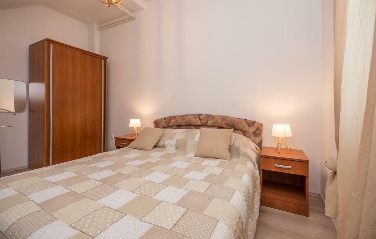 Apartments Kekel 비오그라드나모루 외부 사진